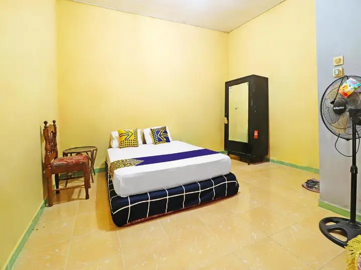 Джамби: SPOT ON 91222 Kanjeng Mami Homestay Syaria