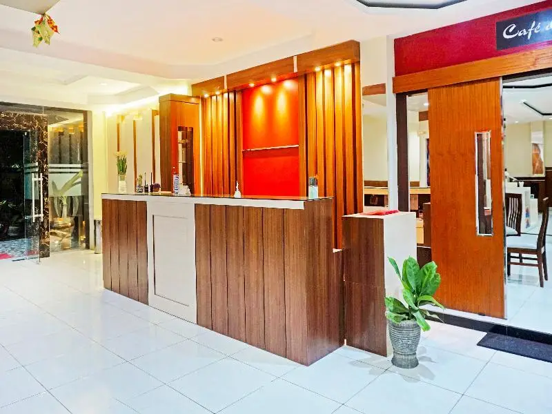 Кабупатен Соппенг: Capital O 91331 Hotel Grand Saota Soppeng