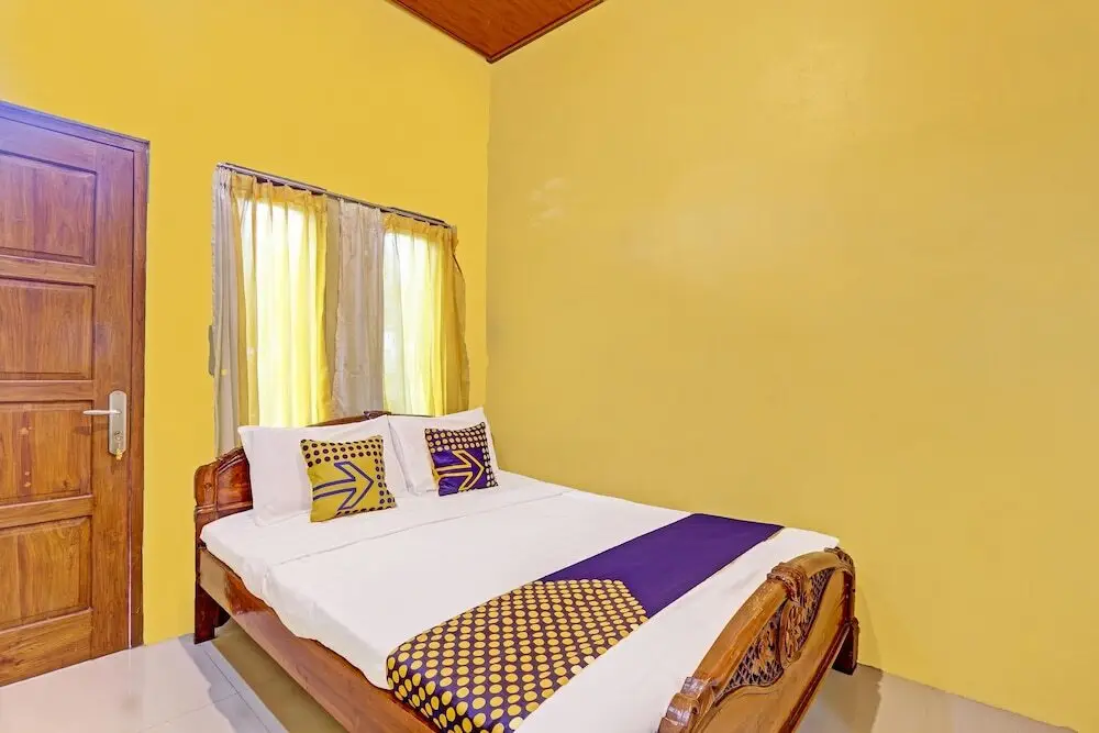 Клатен: SPOT ON 91337 Pandu Homestay Klaten