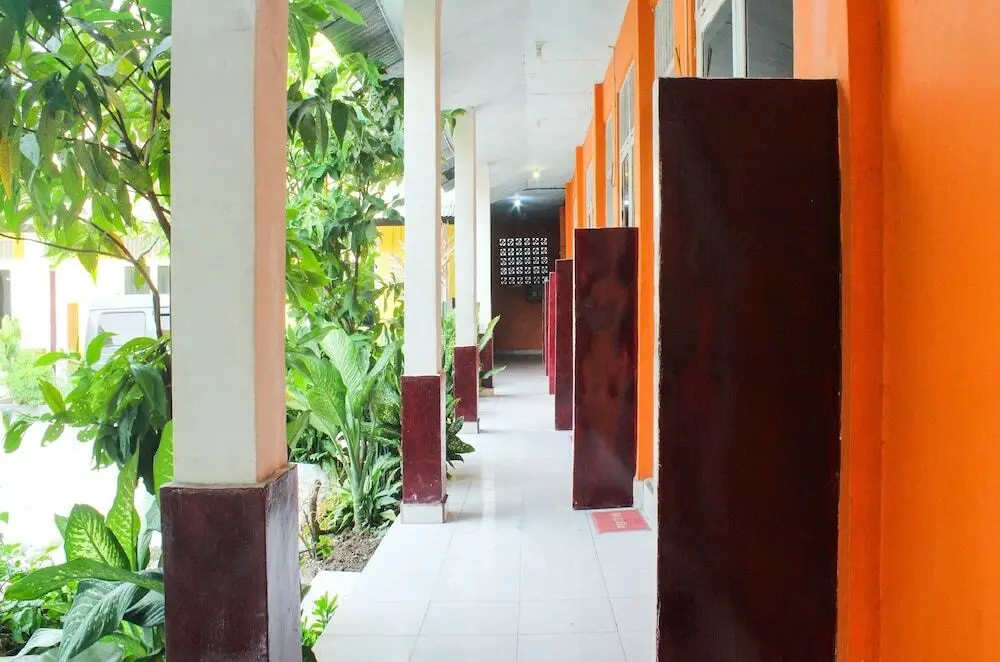 Купанг: OYO 91769 Wisma Harapan Baik