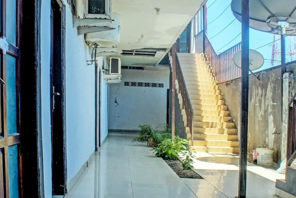 Купанг: OYO 91720 Hotel Yotowawa