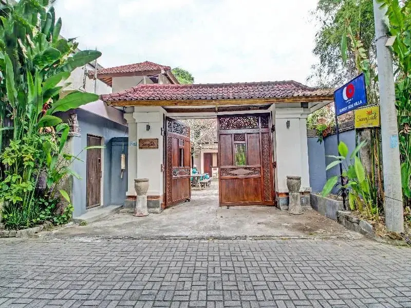 Кута: Capital O 91300 Sunny Side Villa