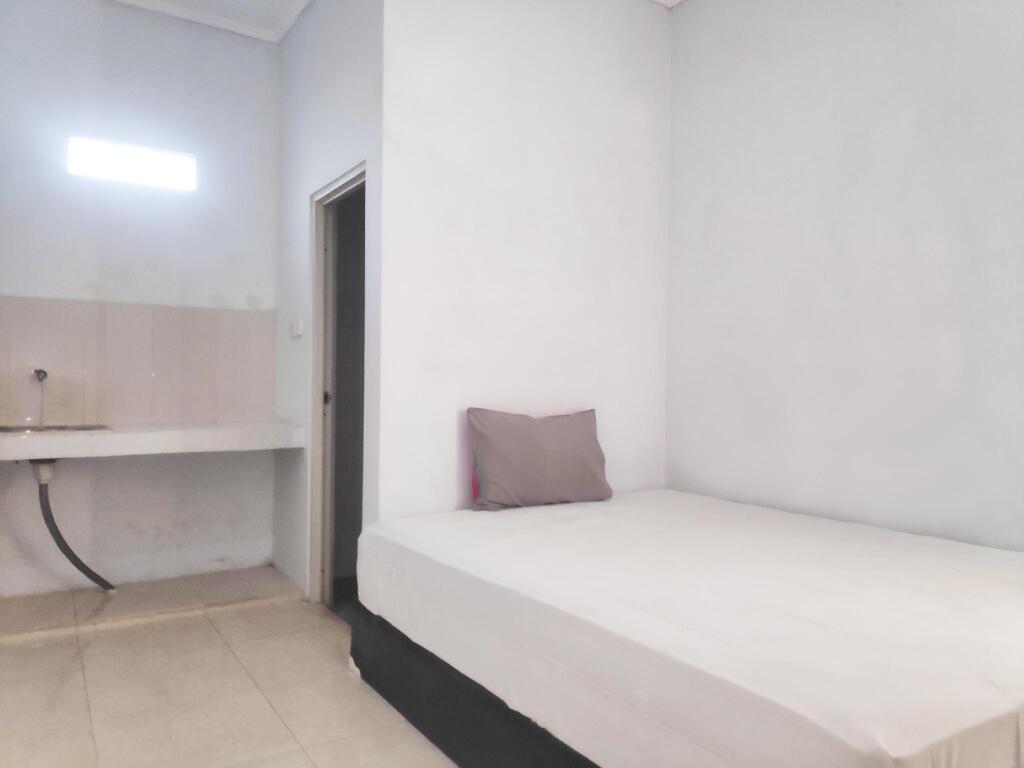 Джимбаран: SPOT ON 90962 Sedana House