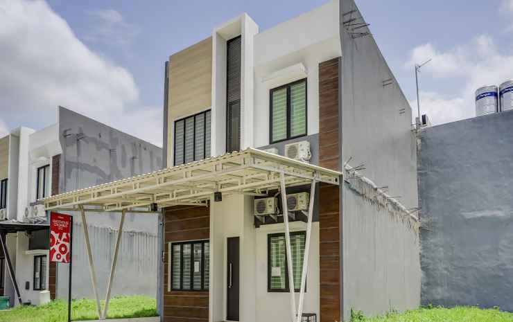 Караванг: OYO 90940 Guesthouse Colombus G12