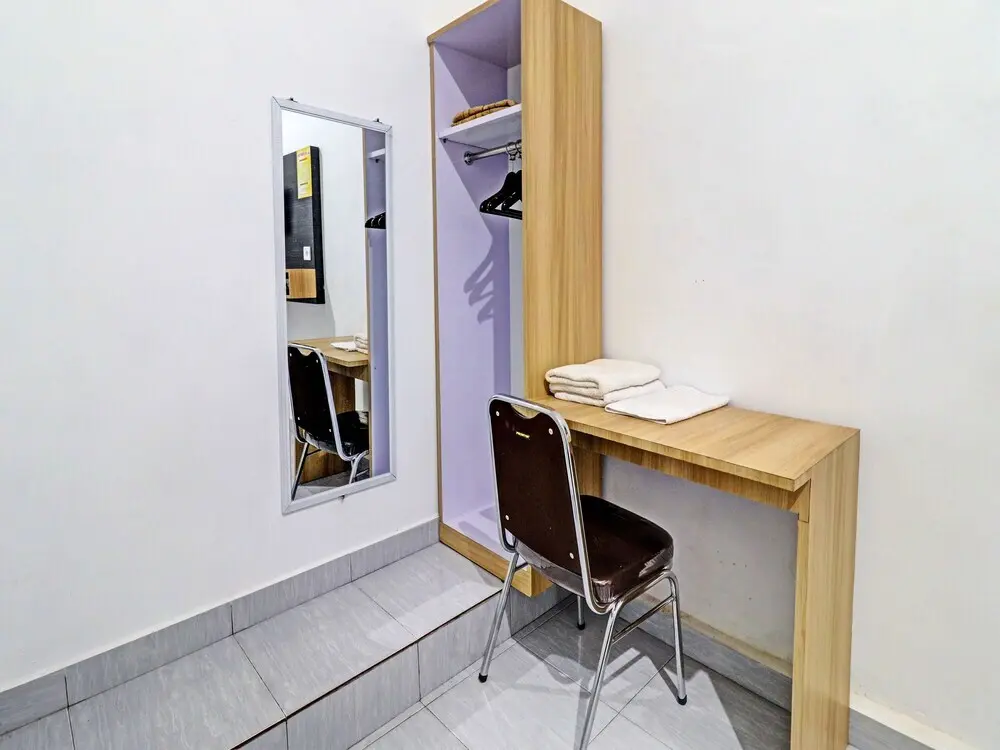 Саролангун: OYO 91203 Naufal Residence Syariah