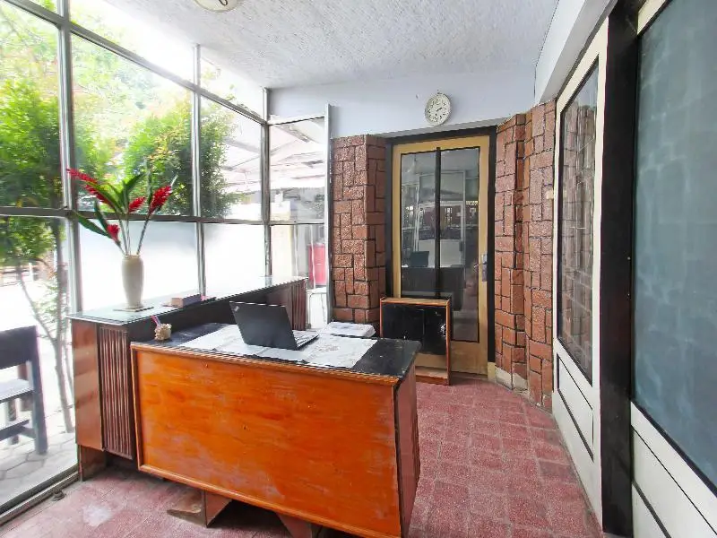 Матарам: Oyo 91516 Wisata Hotel