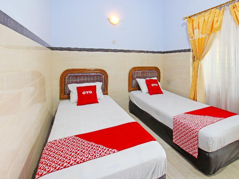Матарам: Oyo 91516 Wisata Hotel