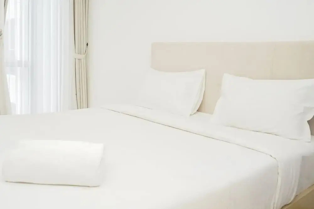 Legok: Comfort with Garden View Studio Apartment M-Town Residence