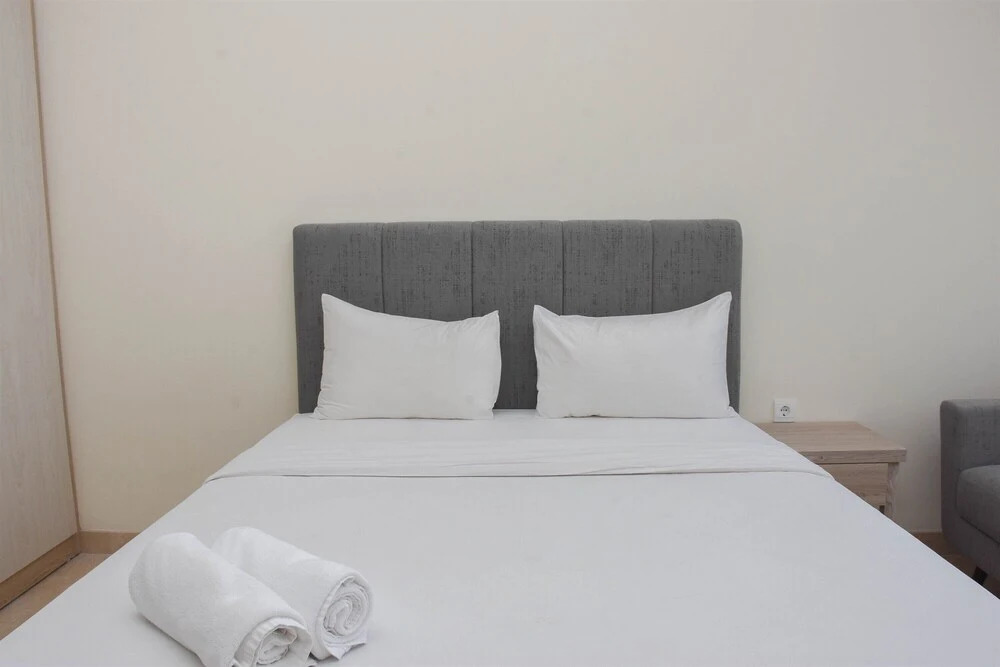Джакарта: Wonderful And Strategic Studio Menteng Park Apartment