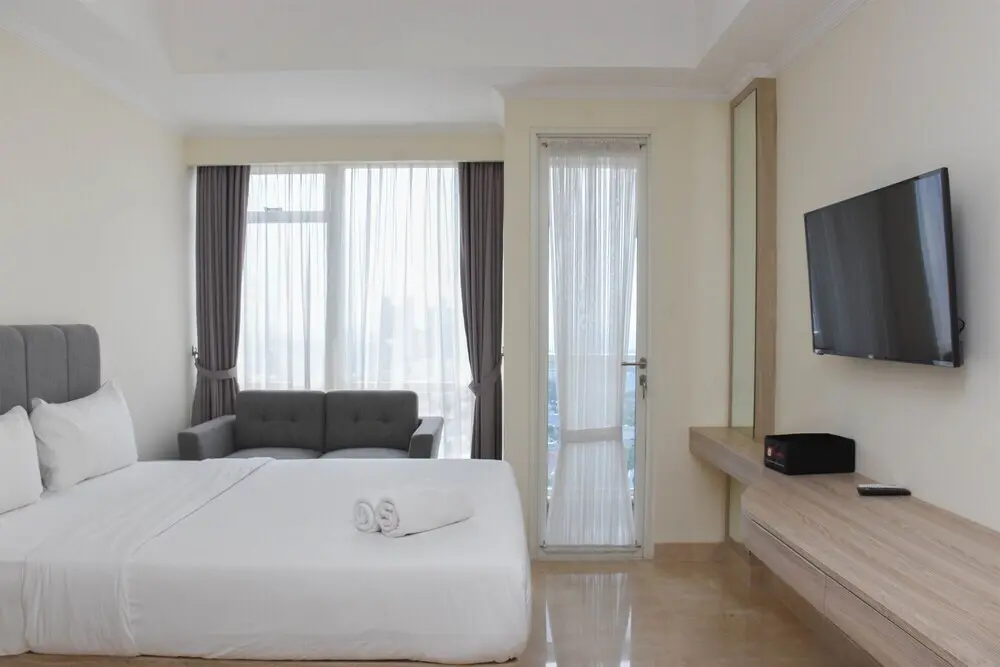 Джакарта: Wonderful And Strategic Studio Menteng Park Apartment