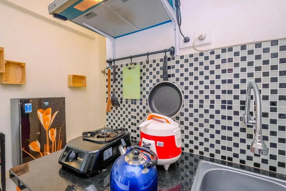 Джакарта: Modern And Stylish Studio At Green Pramuka Apartment