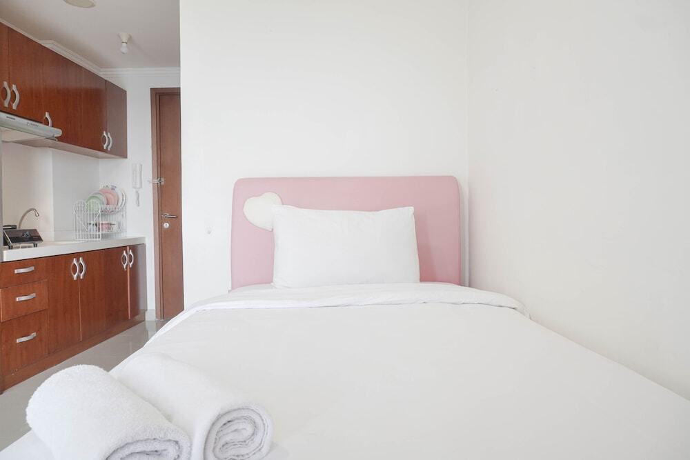 Джакарта: Nice And Comfy Studio At Signature Park Grande Apartment