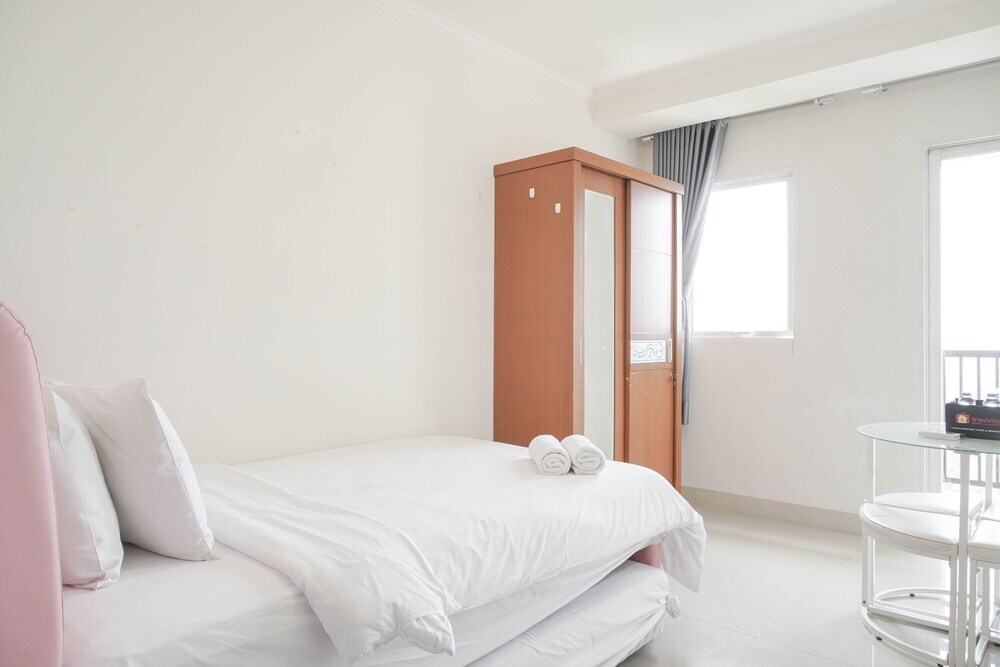 Джакарта: Nice And Comfy Studio At Signature Park Grande Apartment