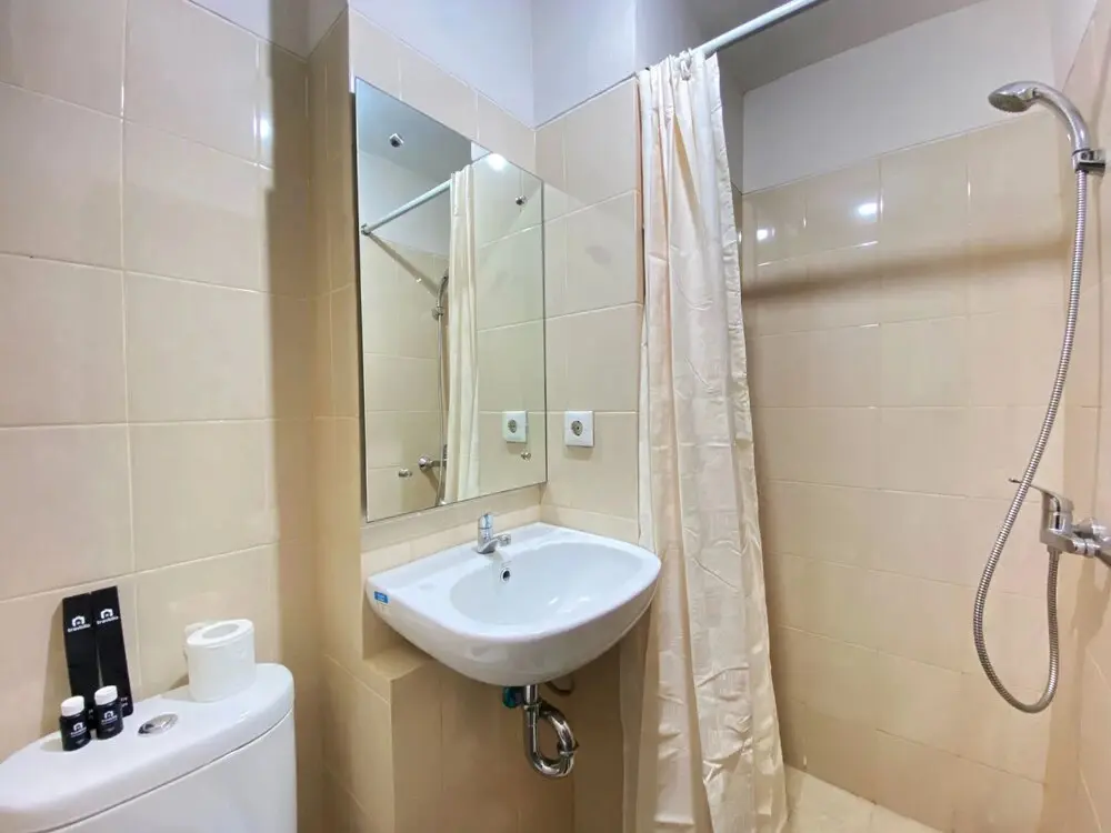Бандунг: Simply Homey Studio Room At Sudirman Suites Bandung Apartment