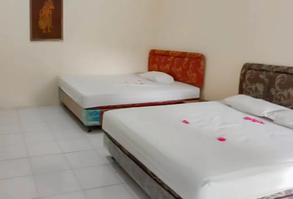Кунинган: Hotel Linggarjati Near Natural Park Twa Linggarjati