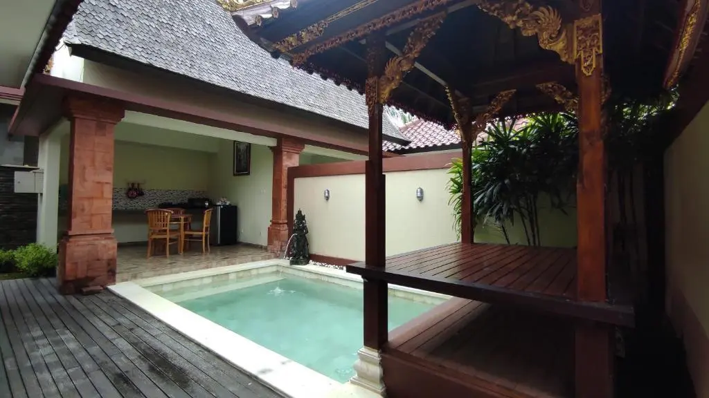 Блахбату: Putaclari Villa Saba