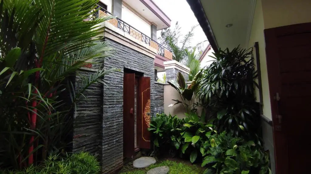 Блахбату: Putaclari Villa Saba