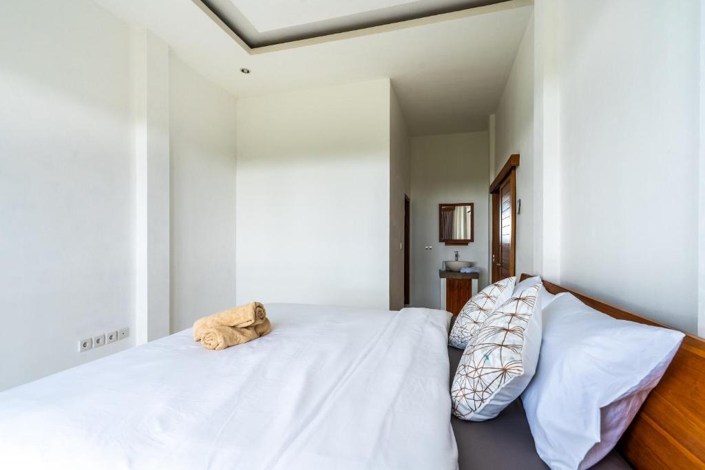 Блахбату: Mironia Villa