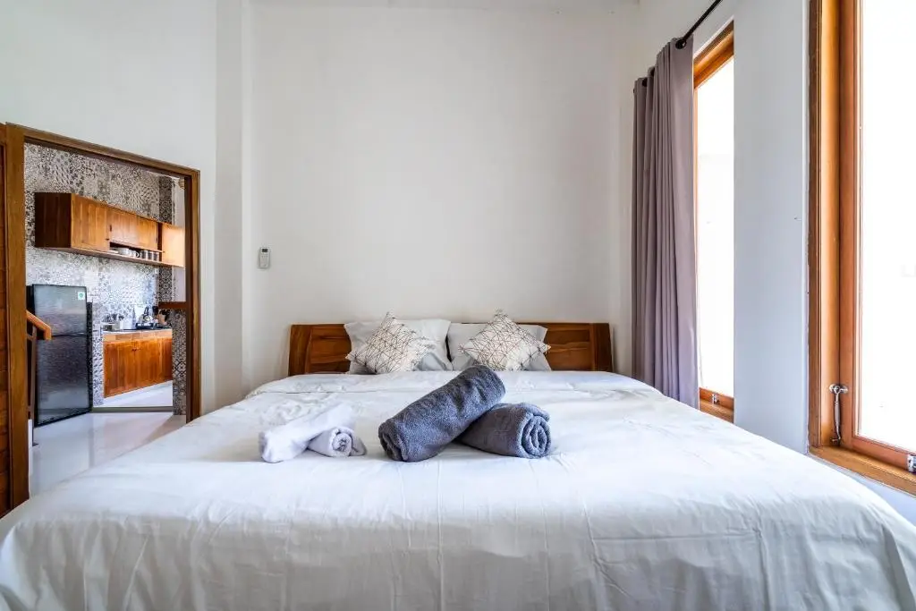 Блахбату: Mironia Villa