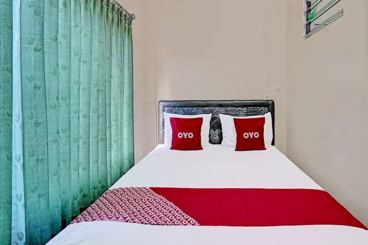 Травас: Oyo 91572 Kost Esklusif Barokah