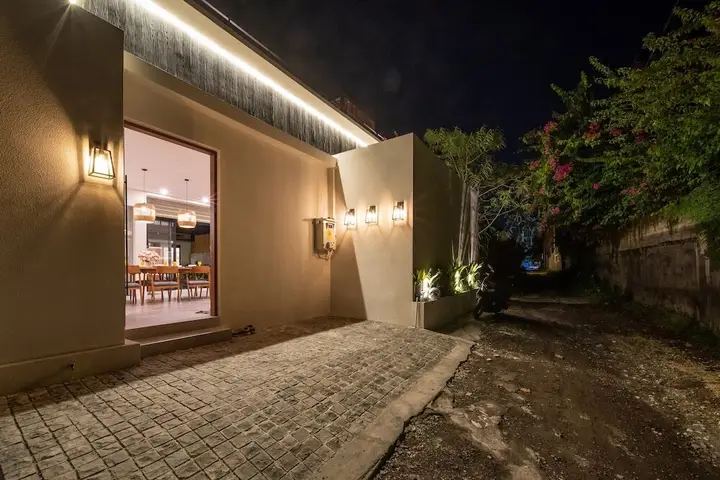 Чангу: Red Sunset Villa Canggu 5 Min Walk Beach