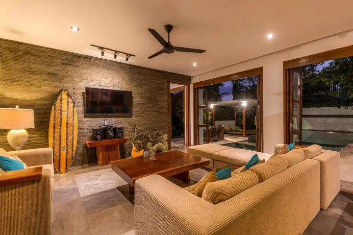 Чангу: Mary's Beach 4 BR Villa