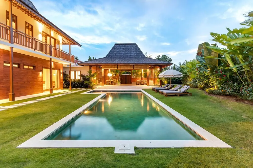 Керобокан: Villa Aloui by Villa Finder