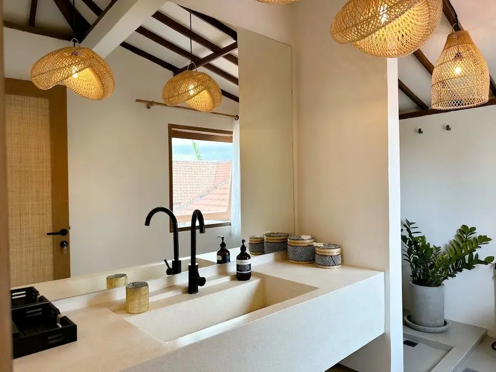 Керобокан: Casa Luce