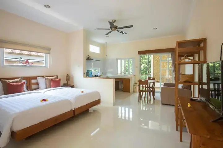 Джимбаран: Donguri House Bali