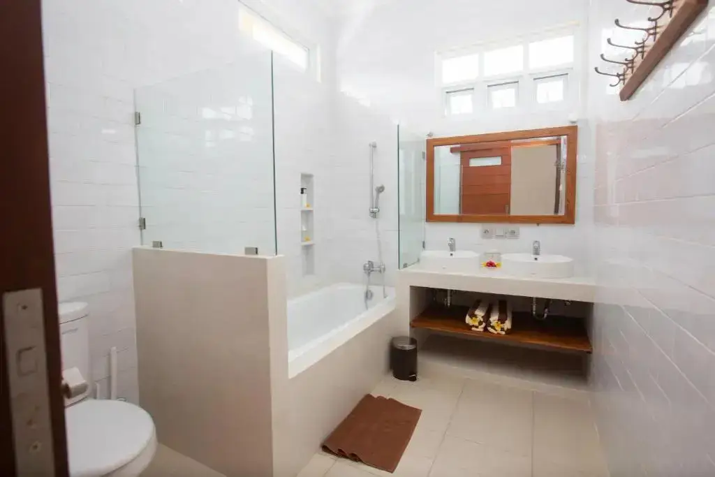 Джимбаран: Donguri House Bali