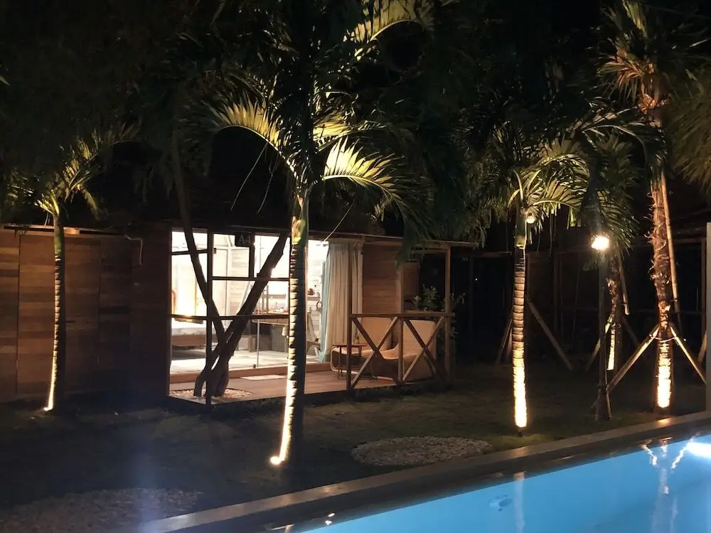 Беноа: WOW Bungalows A