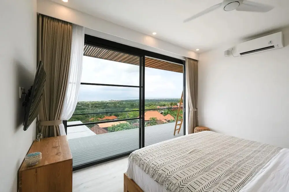 Пекату: Makai Uluwatu