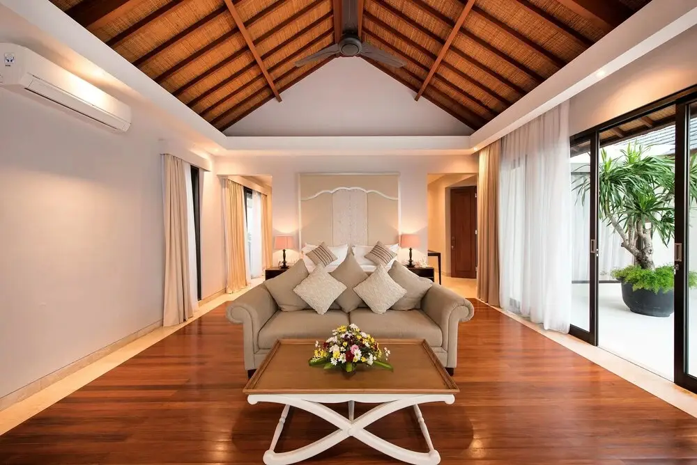 Унгасан: Karang Saujana Estate
