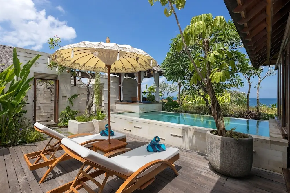 Чангу: Rare 2 Bedrooms Private Pool Beachfront Villa With Ensuite Bathrooms in Seminyak