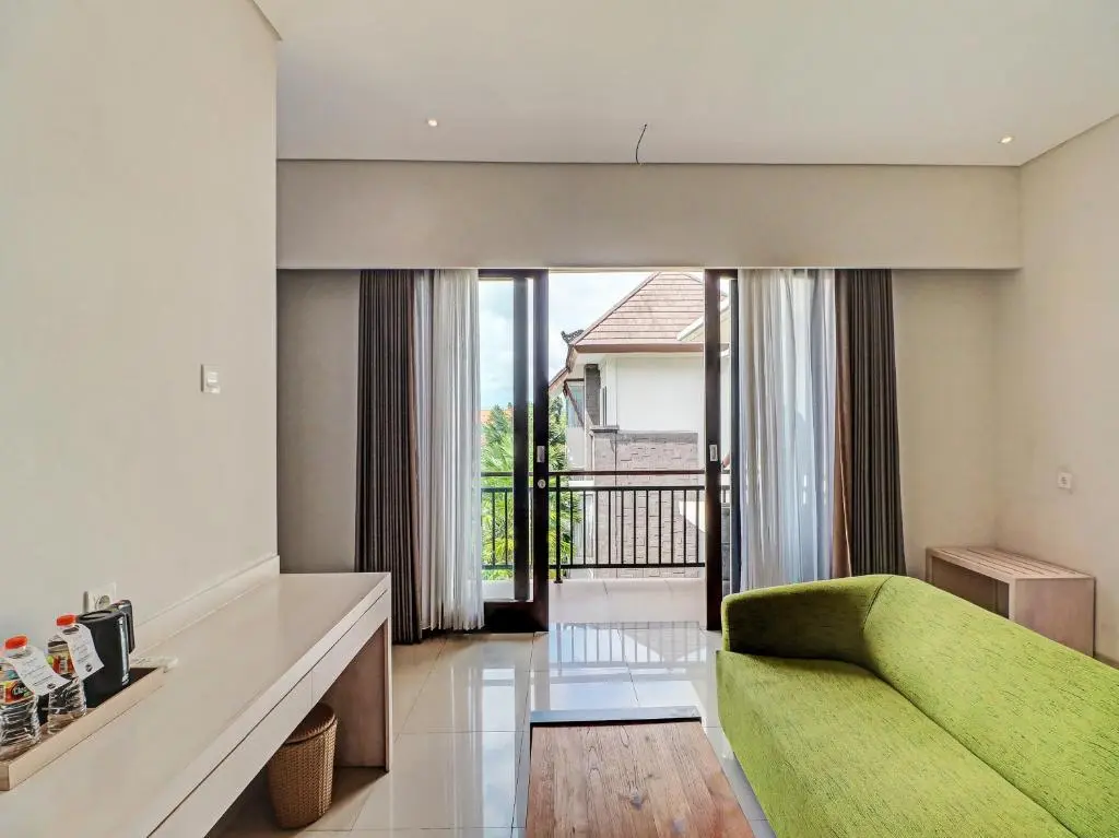 Денпасар: Townhouse Oak Signature Bali