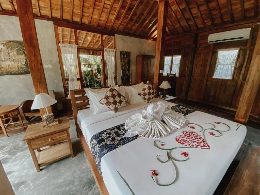 Сукавати: Sarini Villas