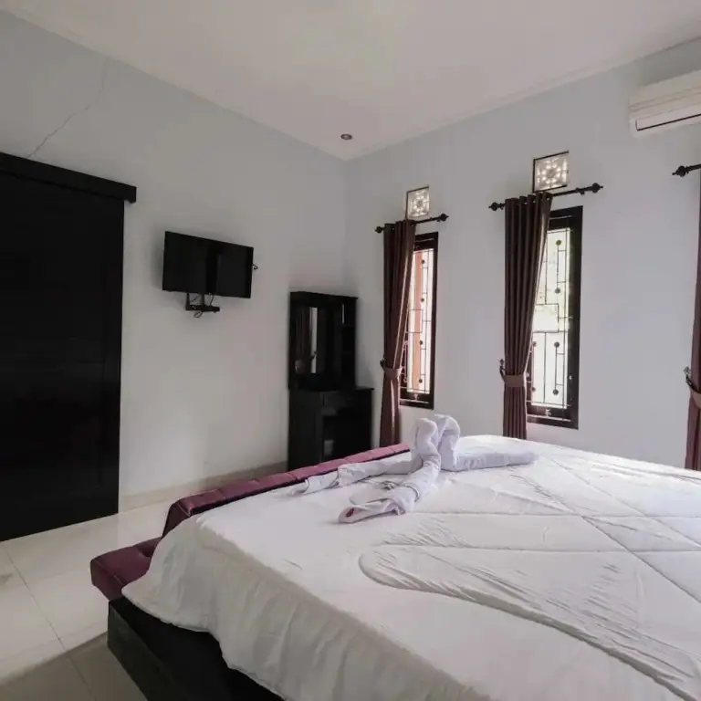 Теджакула: The Fortune Guest House