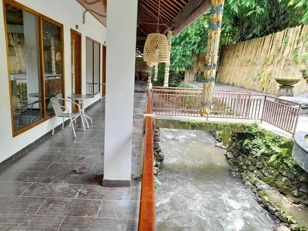 Убуд: Kubu Mas Ubud