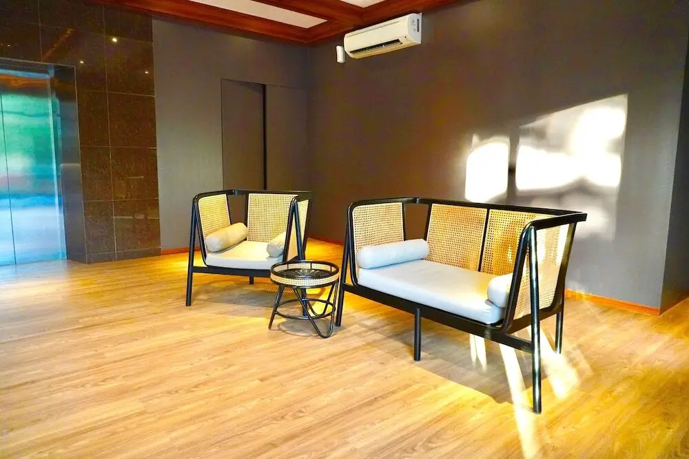 Джакарта: Series Hotel Sudirman