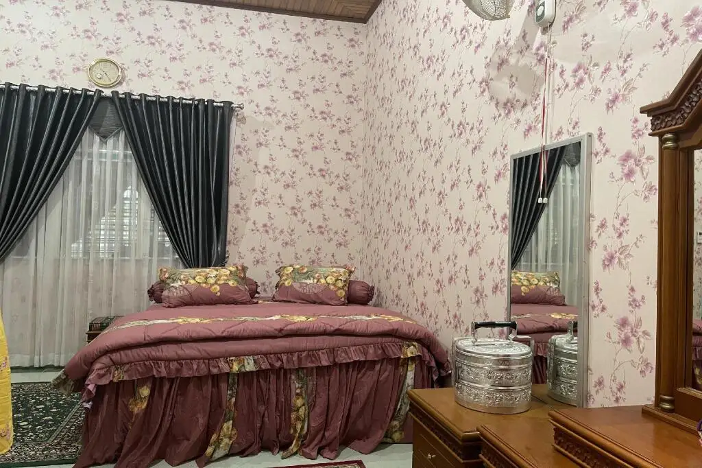 Паданг: OYO 91152 Villa Flamboyan