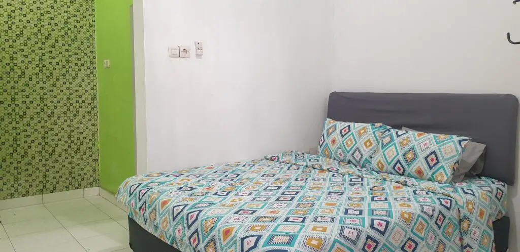 Кута: OYO 90990 Surya Residence