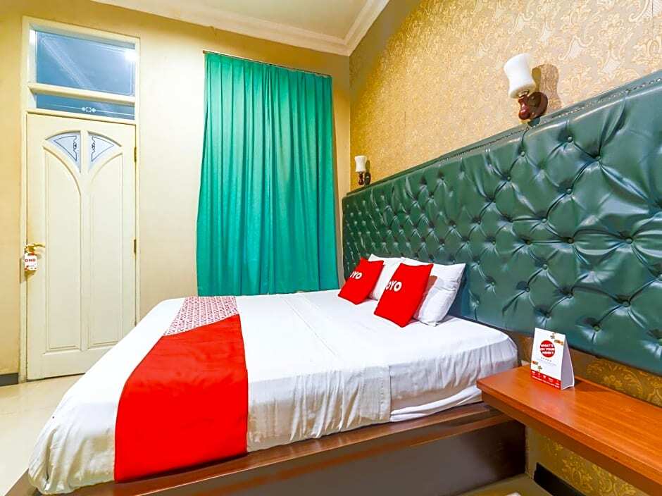 Кебумен: OYO 90788 Nillo Hotel