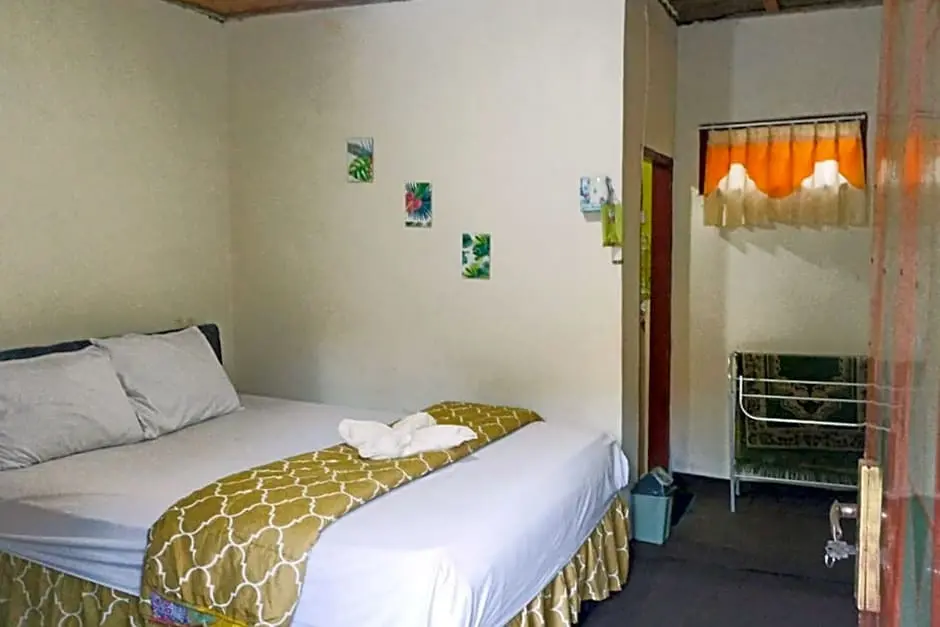 Сембалун Бамбунг: Paer Doe Homestay at Sembalun RedPartner