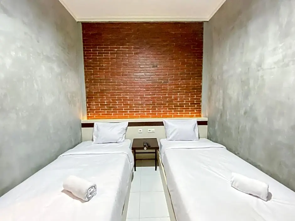 Бату: RedDoorz Syariah @ Mitra Guest House.