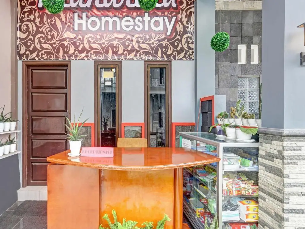 Вонособо: OYO 90687 Maharatu Homestay