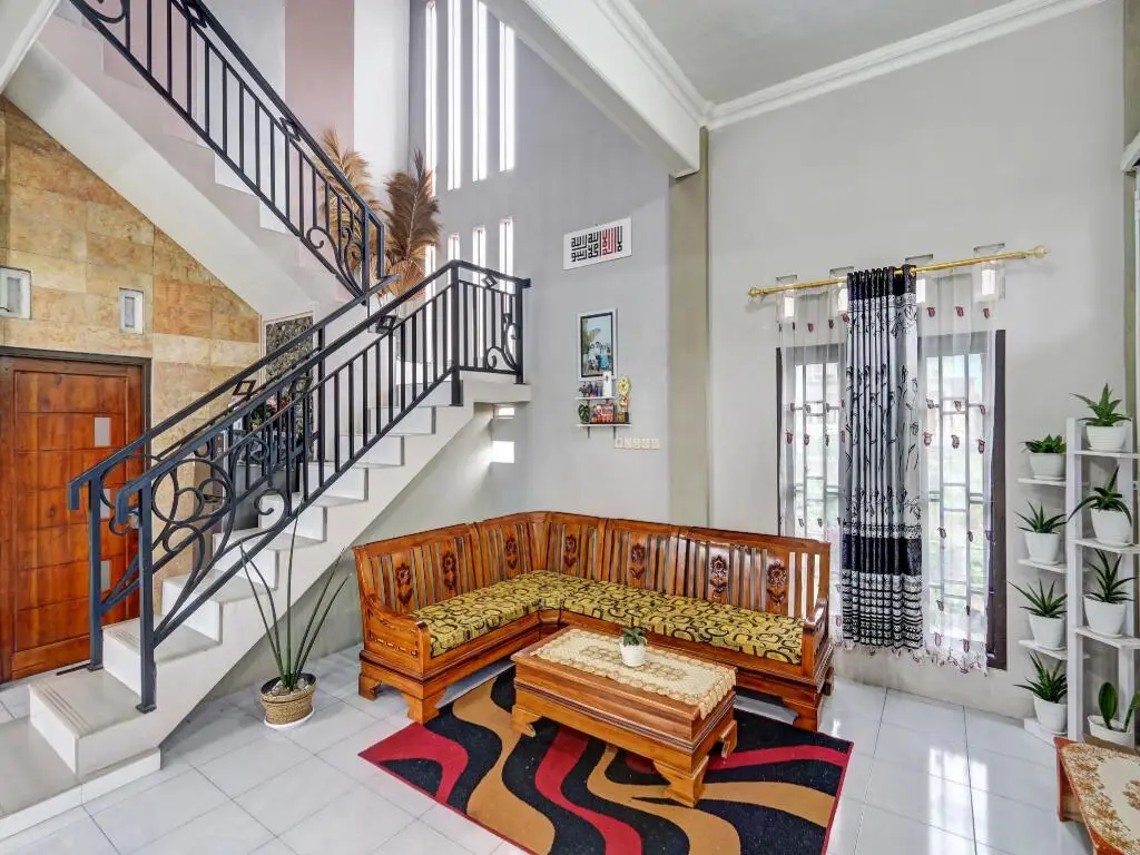 Вонособо: OYO 90687 Maharatu Homestay