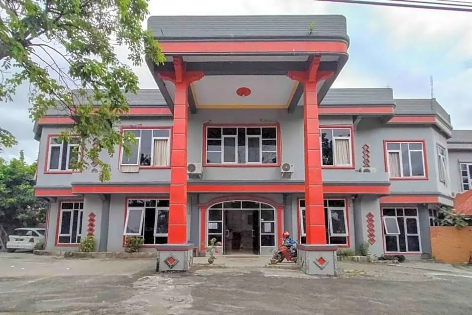 Помала: Capital O 91650 Hotel Pratama