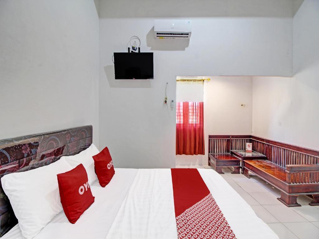Клатен: Capital O 91690 Moza Guest House
