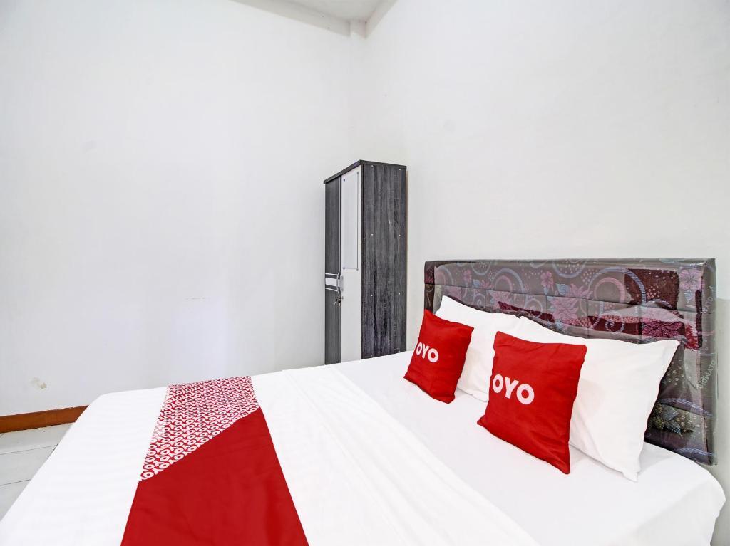 Клатен: Capital O 91690 Moza Guest House