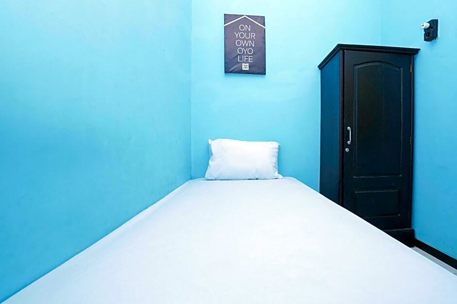 Сурабая: OYO Life 2905 Kost Semampir Tengah Near RSU Premier Surabaya Kota Surabaya
